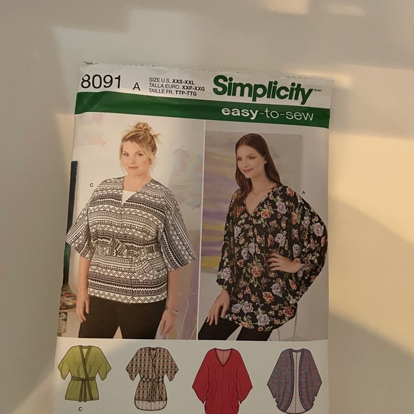 Simplicity Pattern 8091 Easy to Sew Kimono - Picture 6 of 7